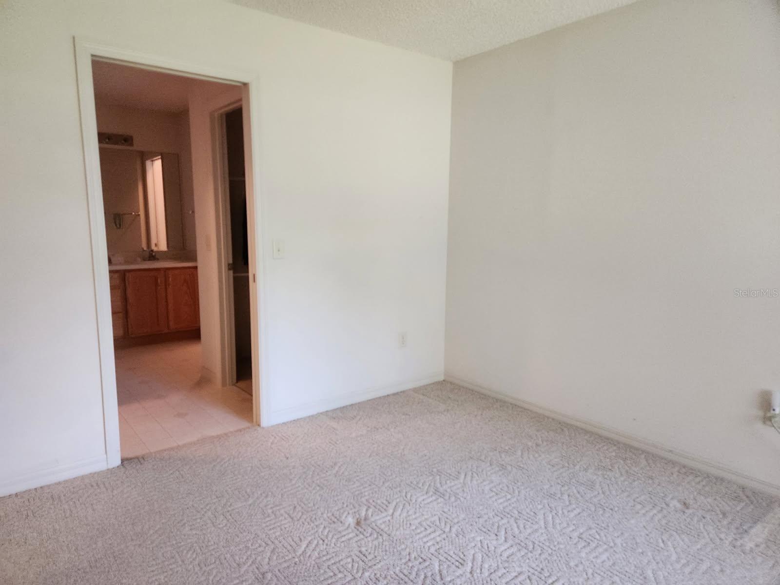 Image 19 of 40 For 16914 96th Chapelwood Circle