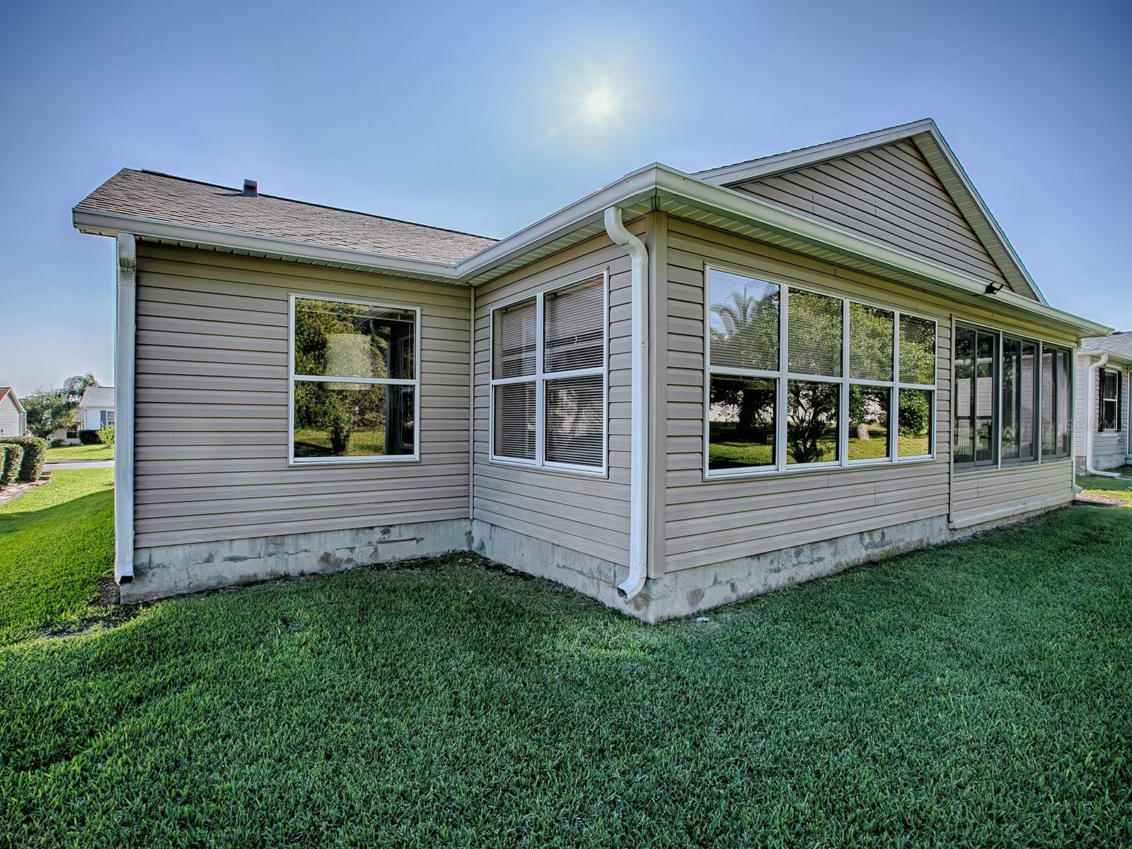 Image 9 of 40 For 16914 96th Chapelwood Circle