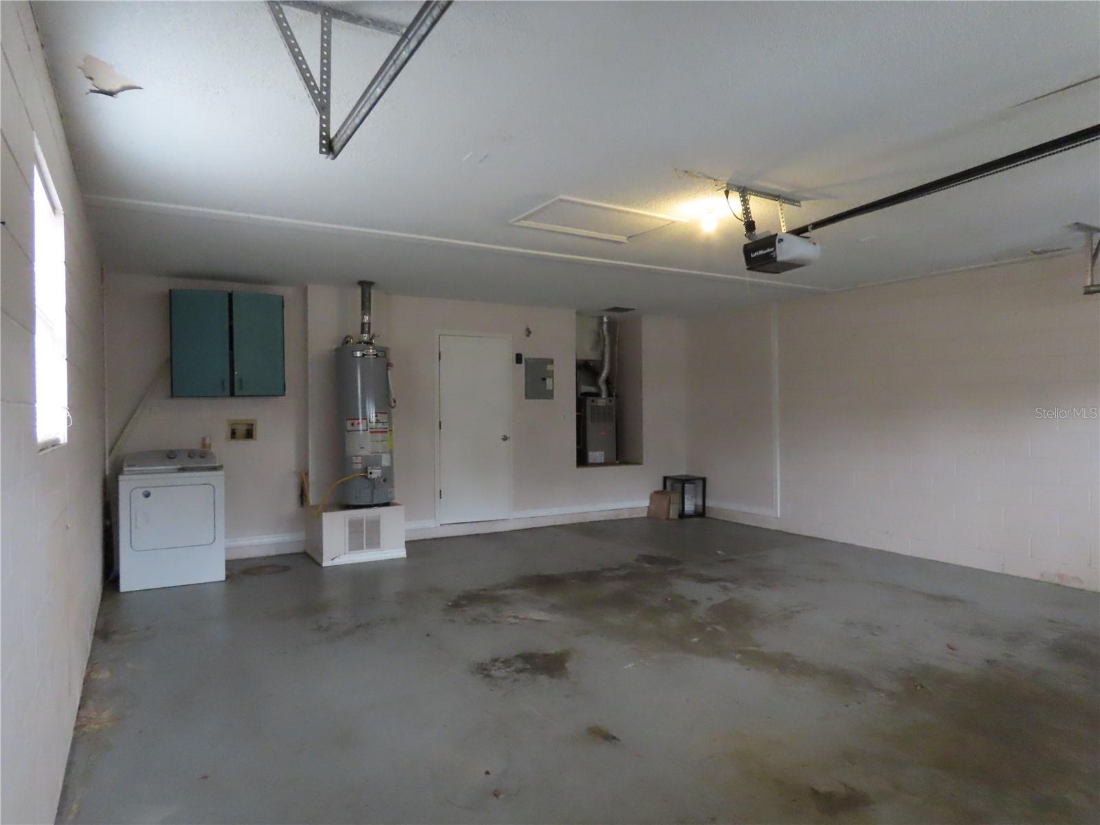 Image 21 of 38 For 14406 Greater Hills Boulevard