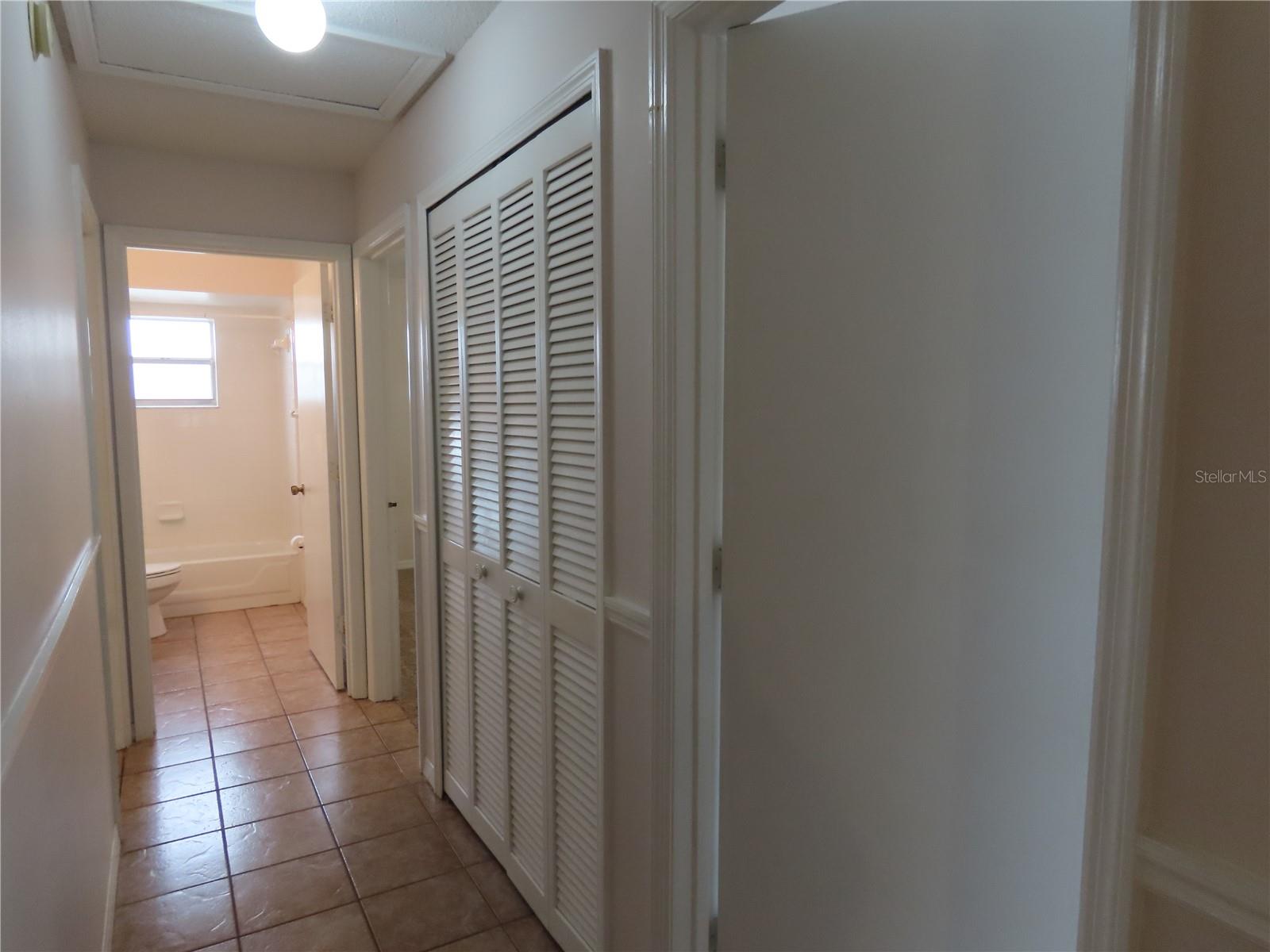 Image 23 of 38 For 14406 Greater Hills Boulevard