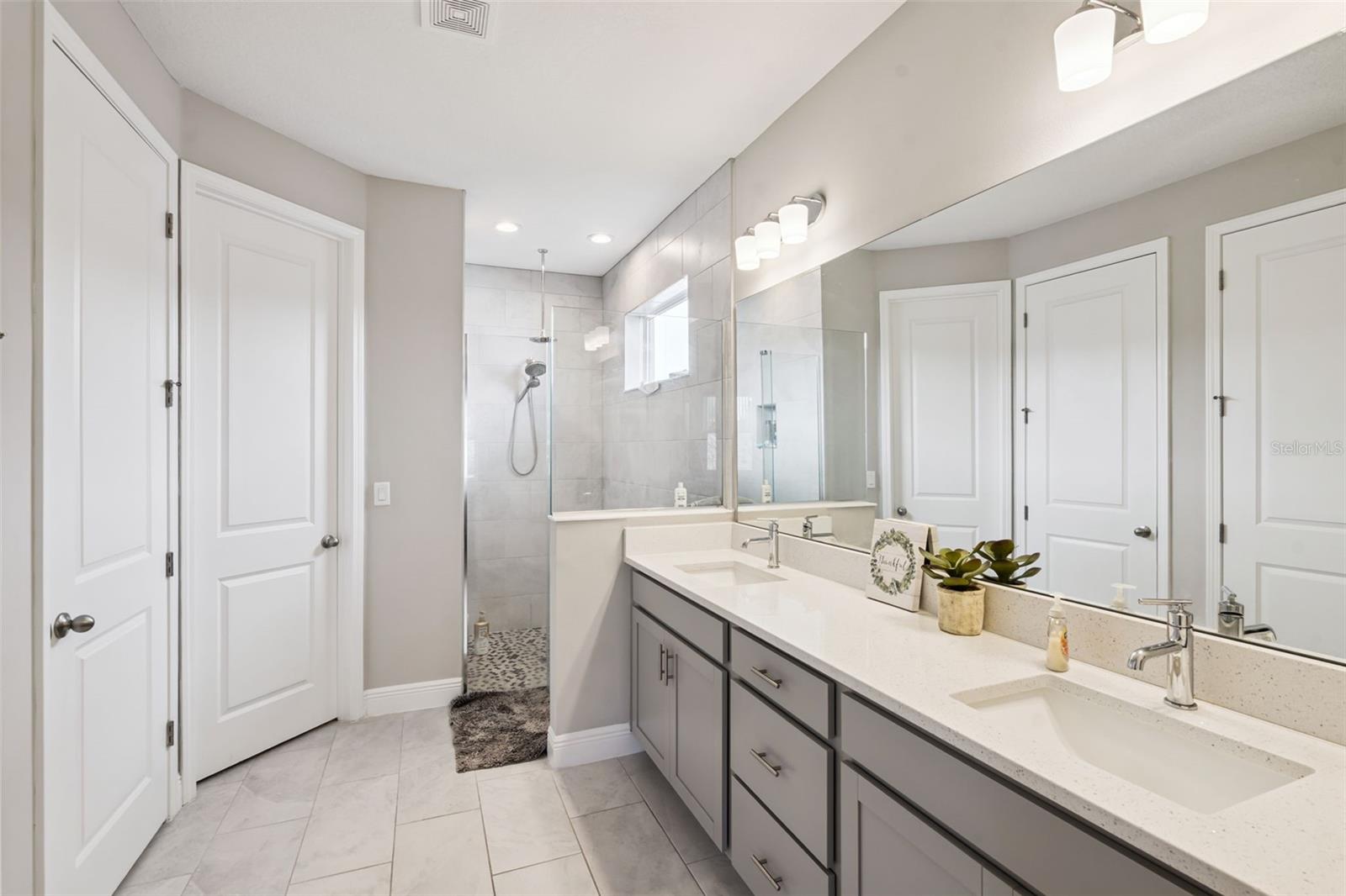 Image 24 of 30 For 4442 Lions Gate Drive