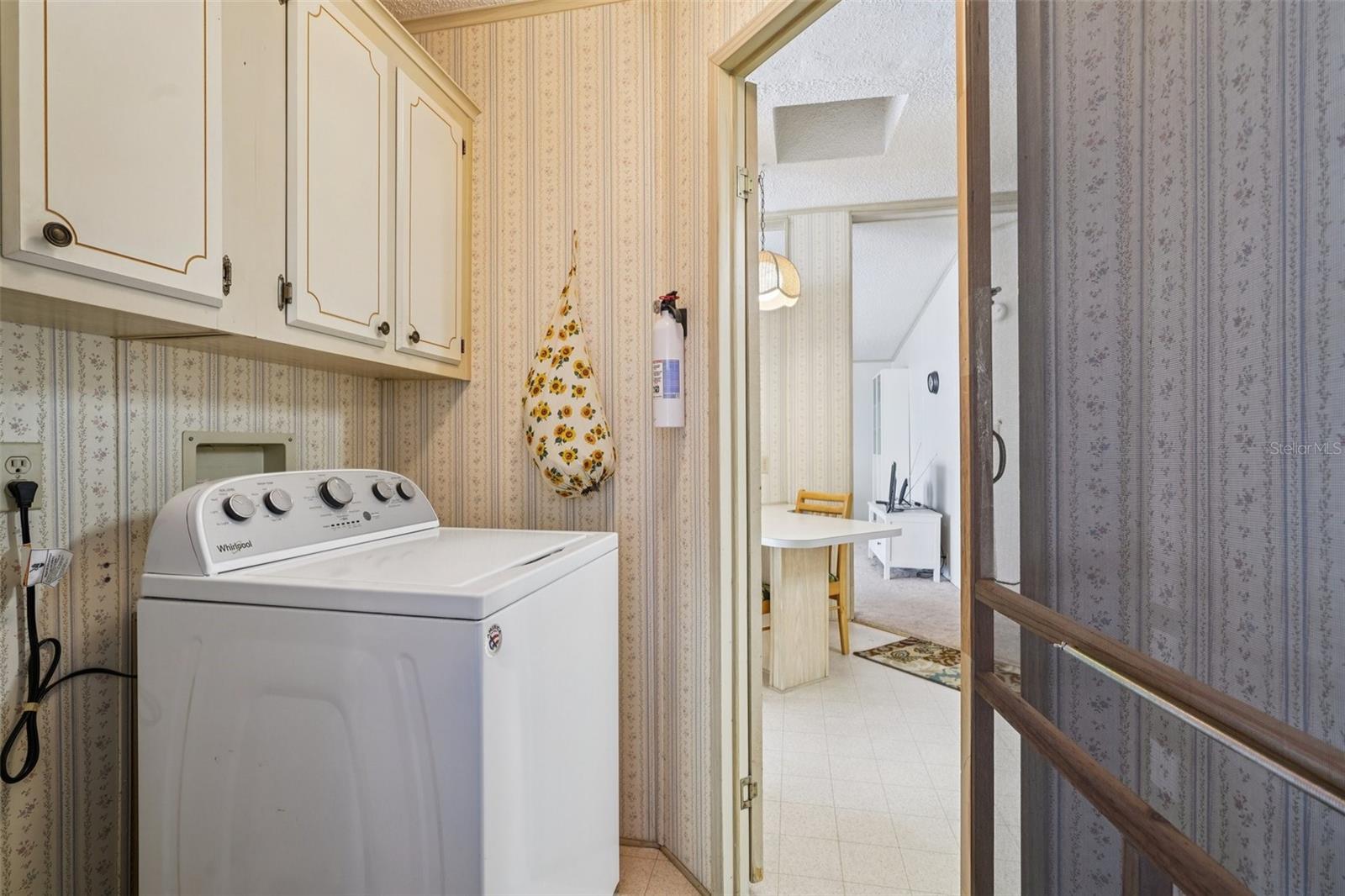 Image 16 of 29 For 8625 Silver Trail