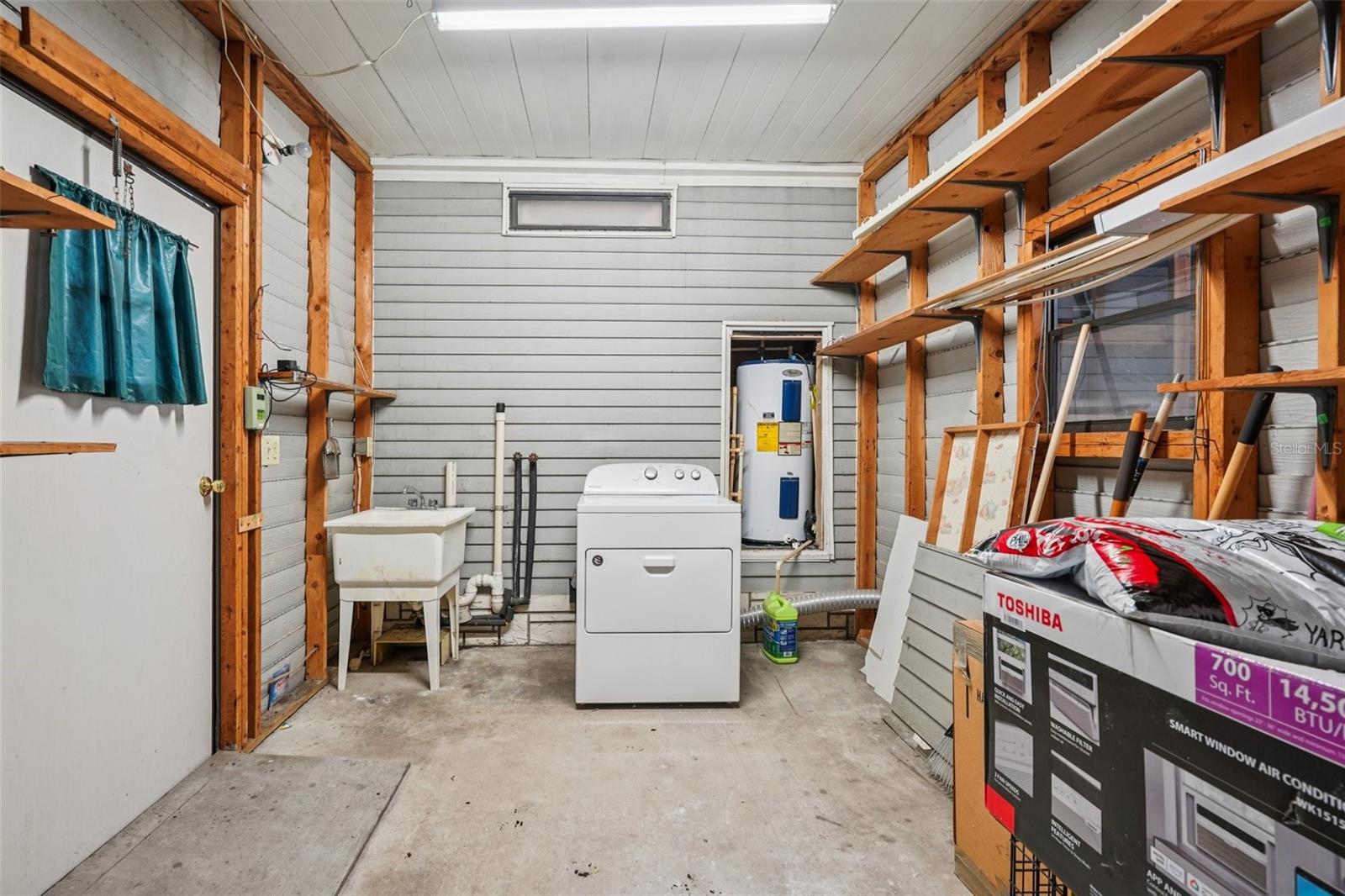 Image 26 of 29 For 8625 Silver Trail