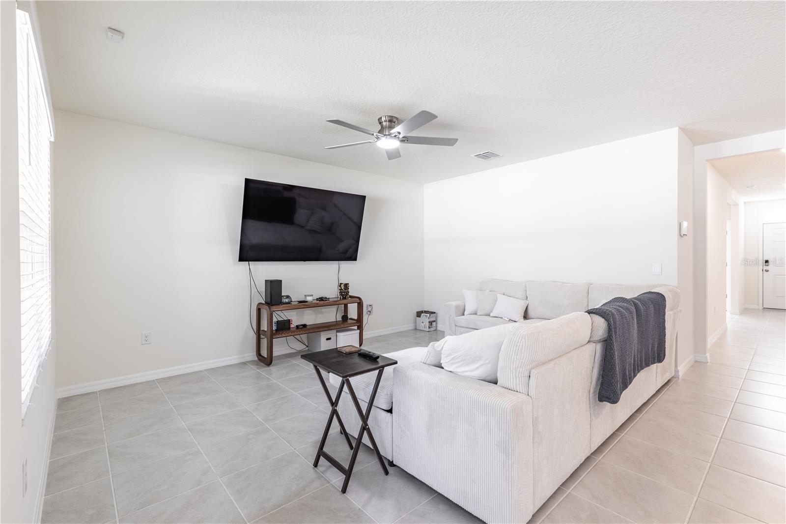 Image 14 of 43 For 976 Bear Hammock Drive