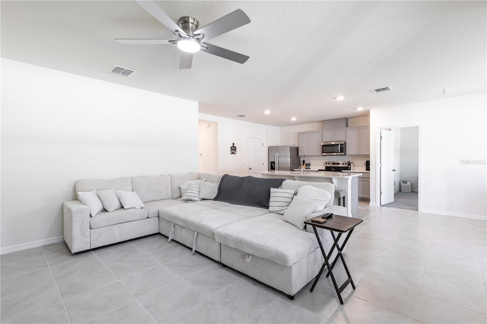 Image 15 of 43 For 976 Bear Hammock Drive