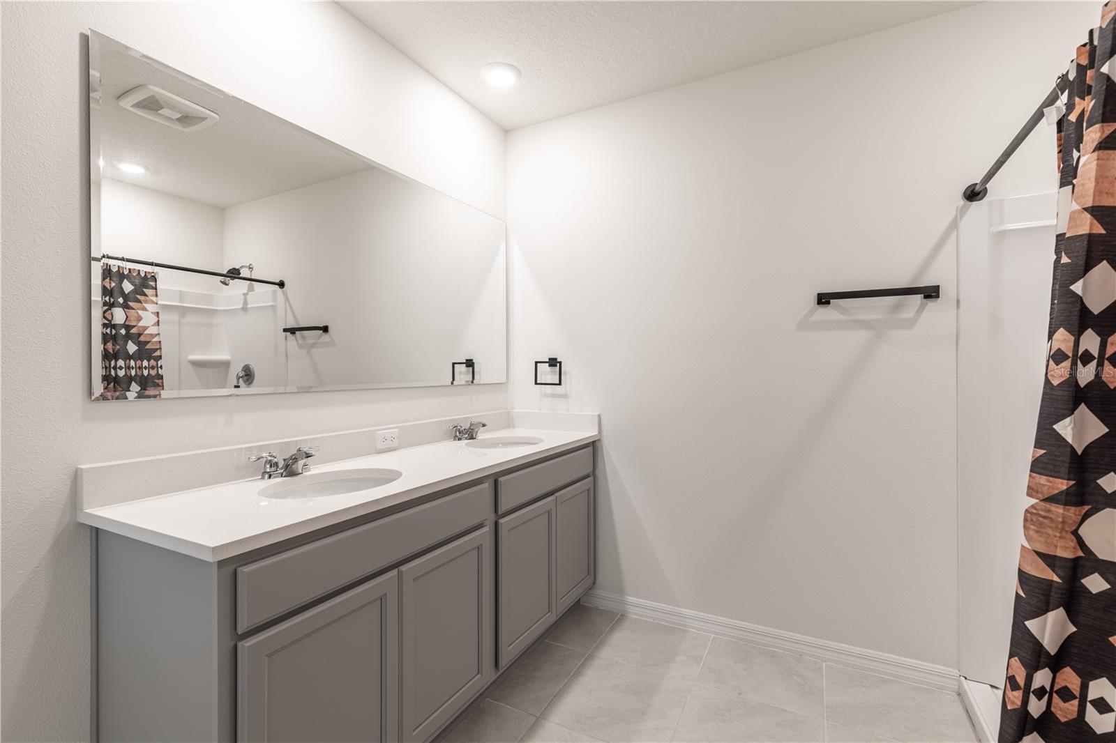 Image 20 of 43 For 976 Bear Hammock Drive