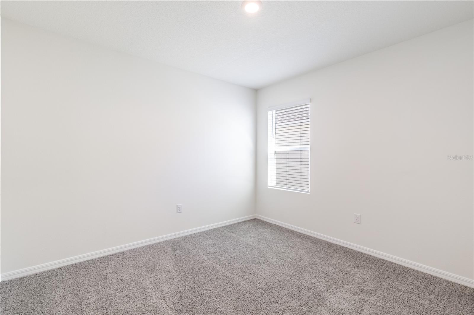 Image 24 of 43 For 976 Bear Hammock Drive