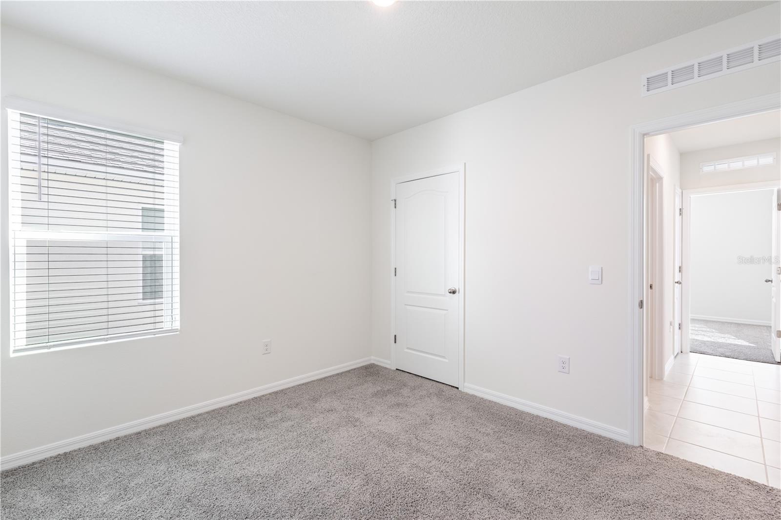 Image 25 of 43 For 976 Bear Hammock Drive