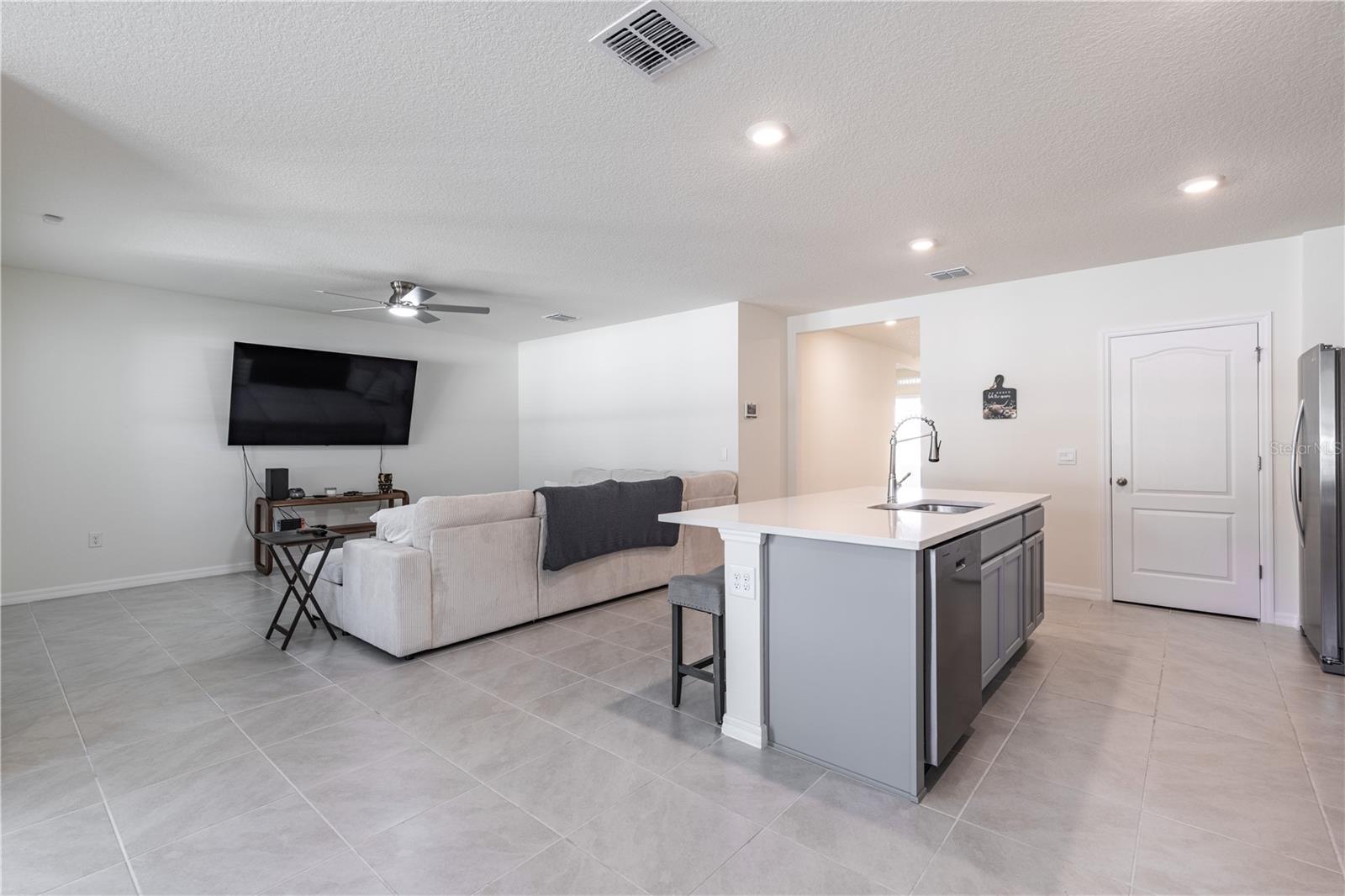 Image 9 of 43 For 976 Bear Hammock Drive