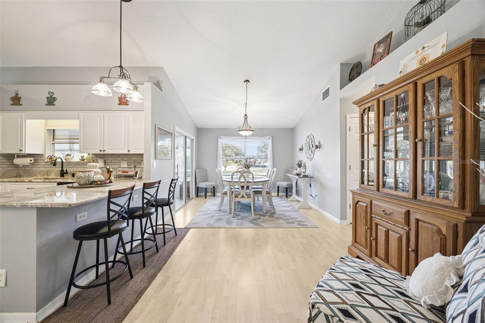 Image 15 of 92 For 5636 Laver Street
