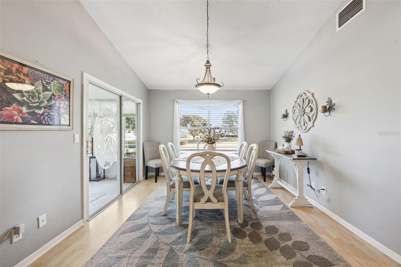 Image 18 of 92 For 5636 Laver Street