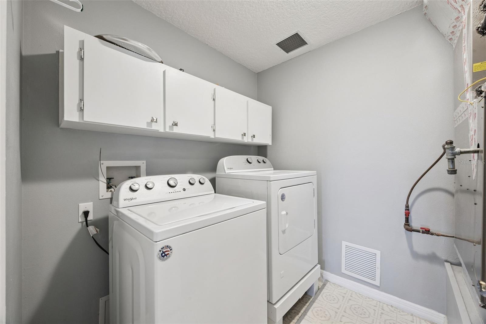 Image 31 of 92 For 5636 Laver Street