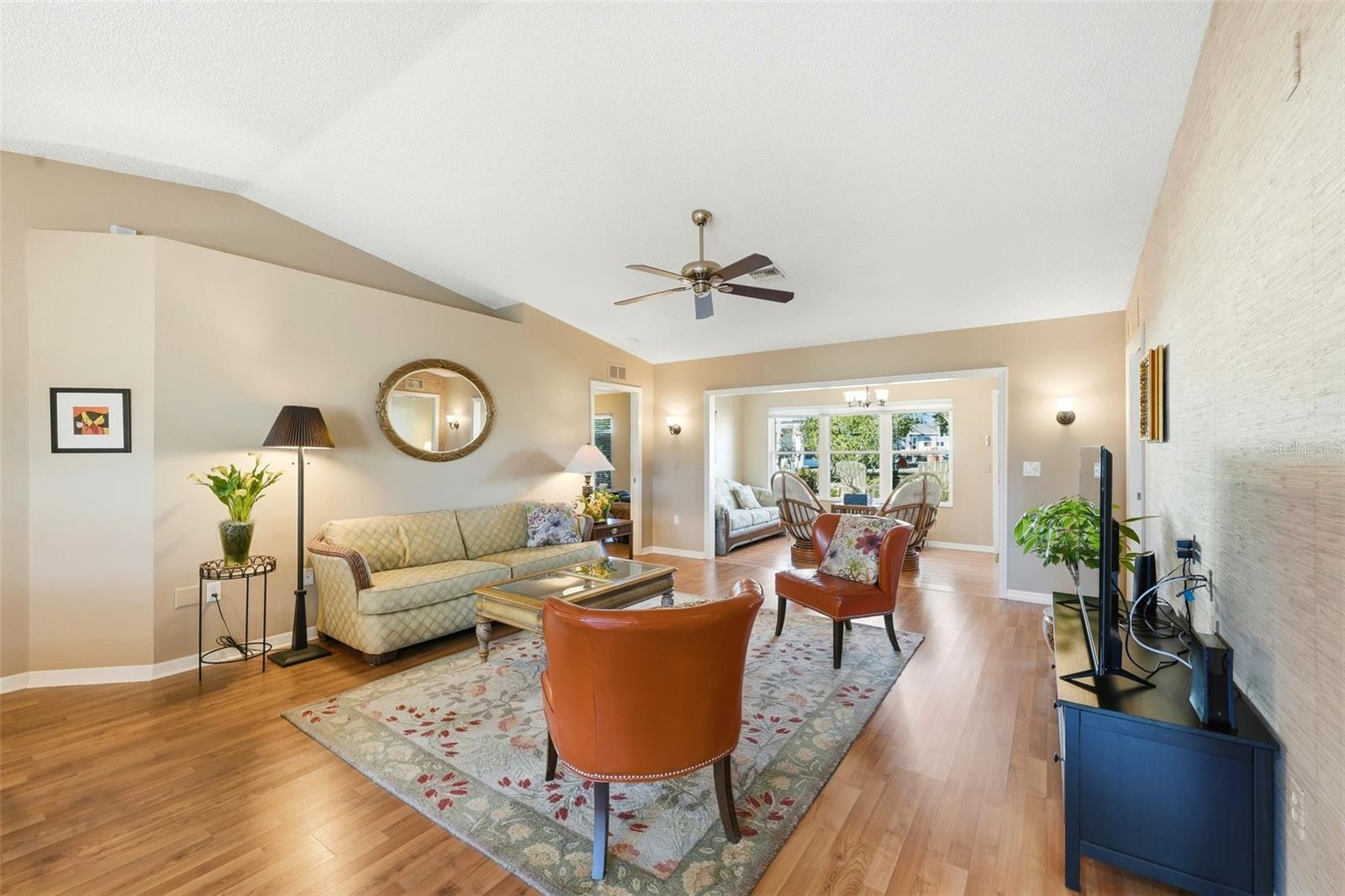 Image 10 of 51 For 1145 Meadowbend Drive