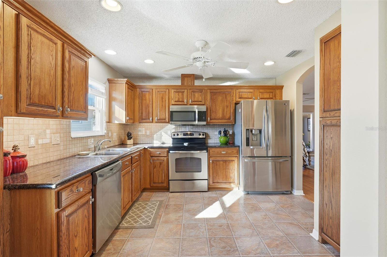 Image 16 of 51 For 1145 Meadowbend Drive