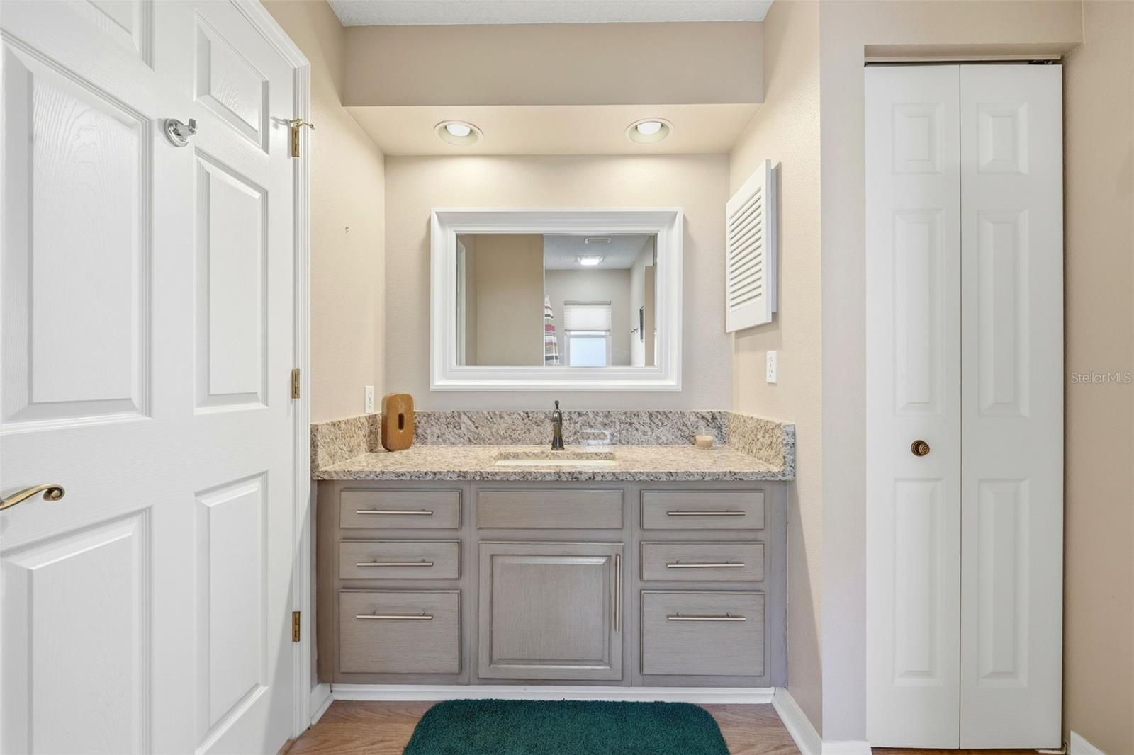 Image 25 of 51 For 1145 Meadowbend Drive