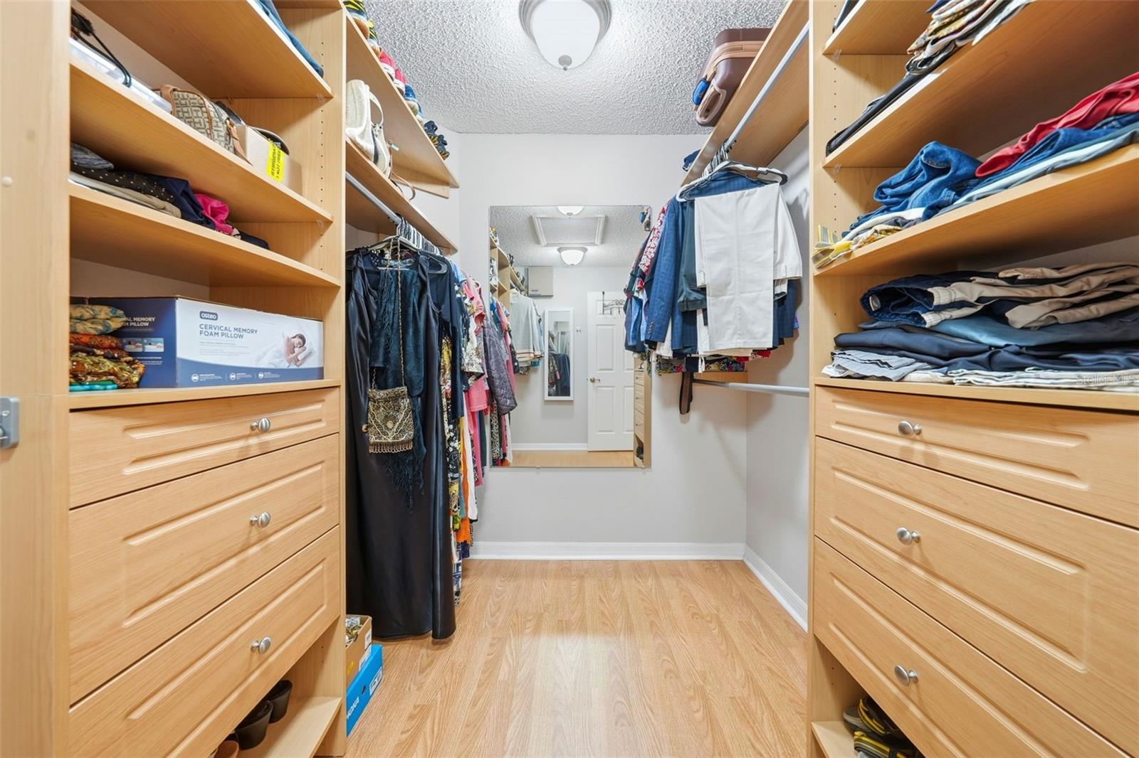 Image 36 of 51 For 1145 Meadowbend Drive