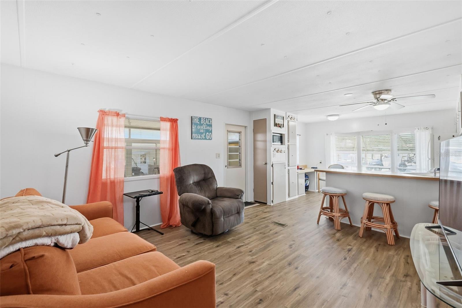 Image 5 of 30 For 3896 Picciola Road #371