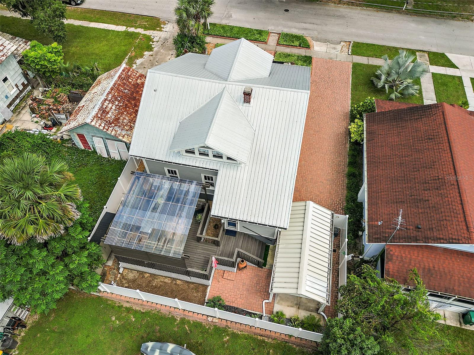 Image 41 of 45 For 831 Grandview Street