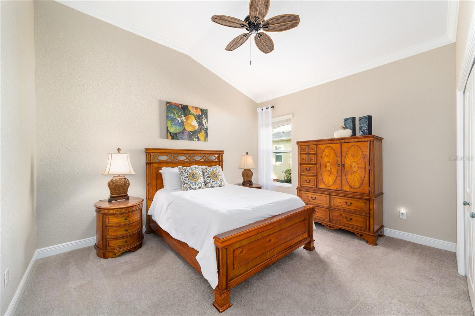 Image 26 of 46 For 10161 Julia Isles Avenue