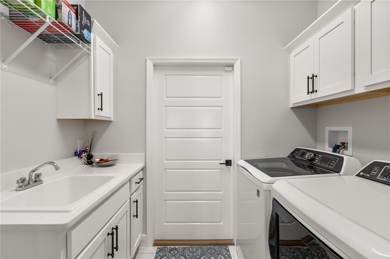 Image 26 of 37 For 6605 Newell Loop