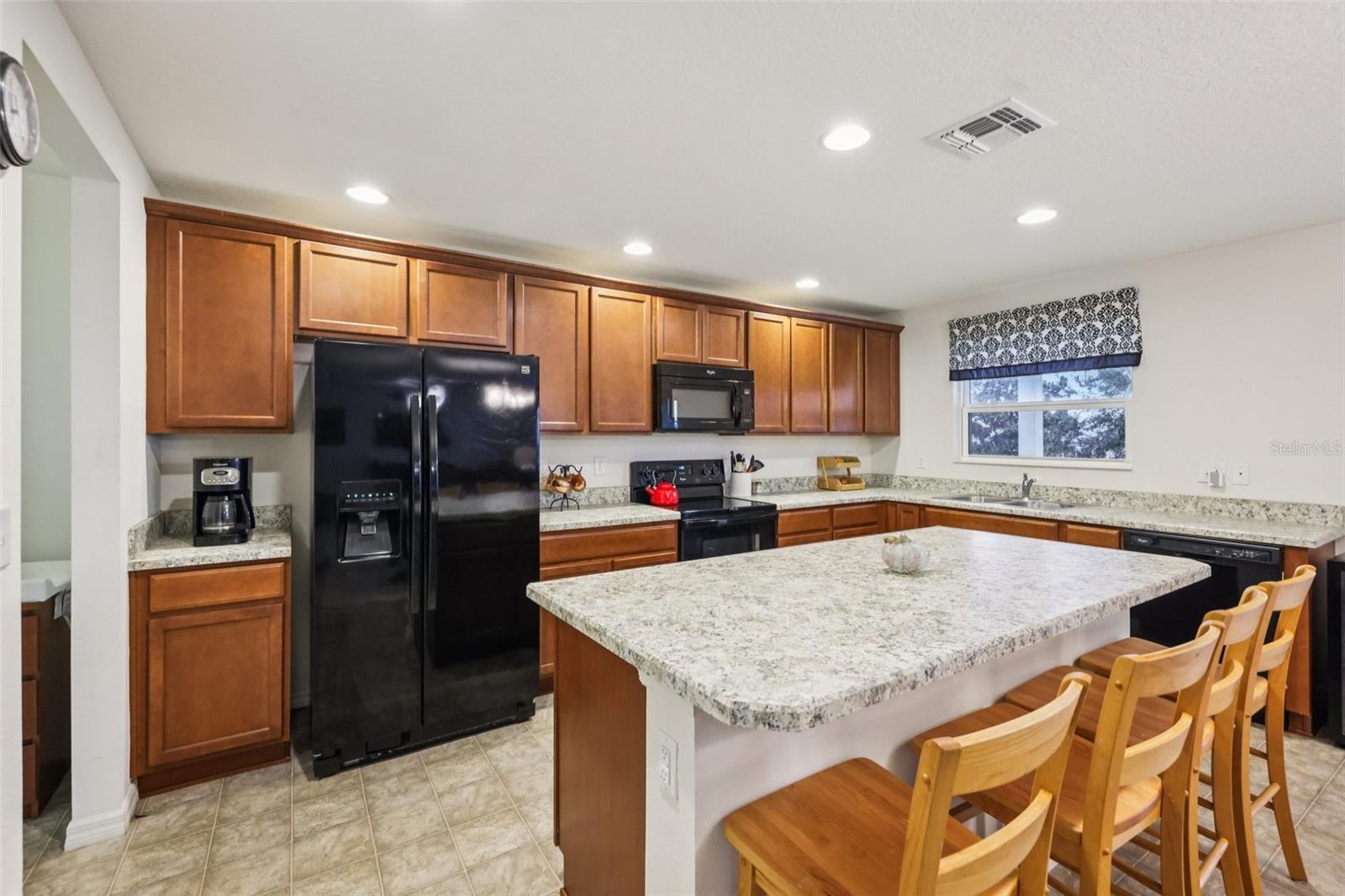 Image 15 of 46 For 10016 Weathers Loop