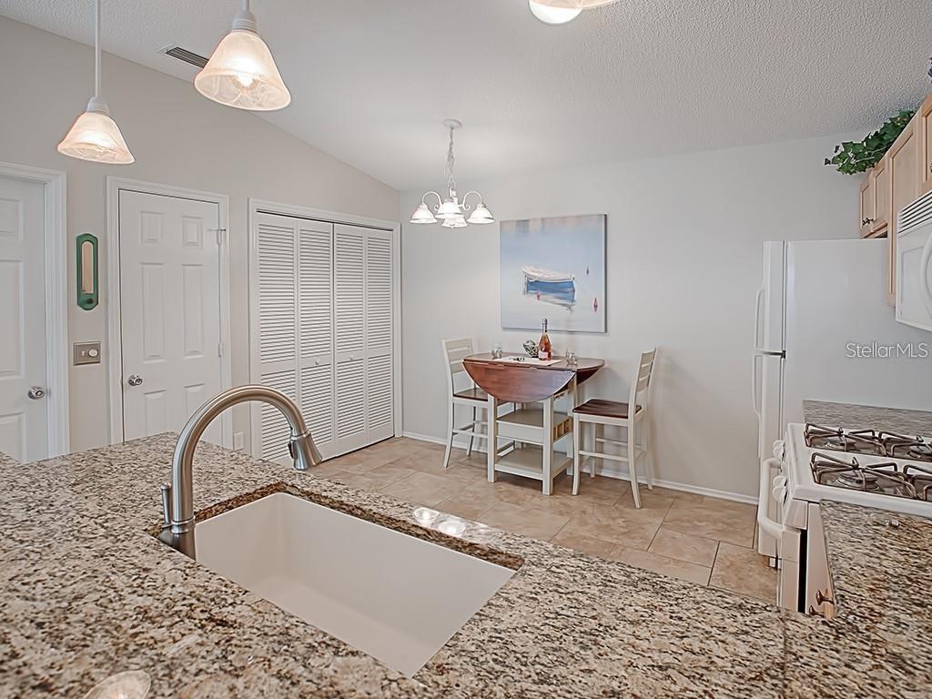 Image 5 of 20 For 444 Maywood Way