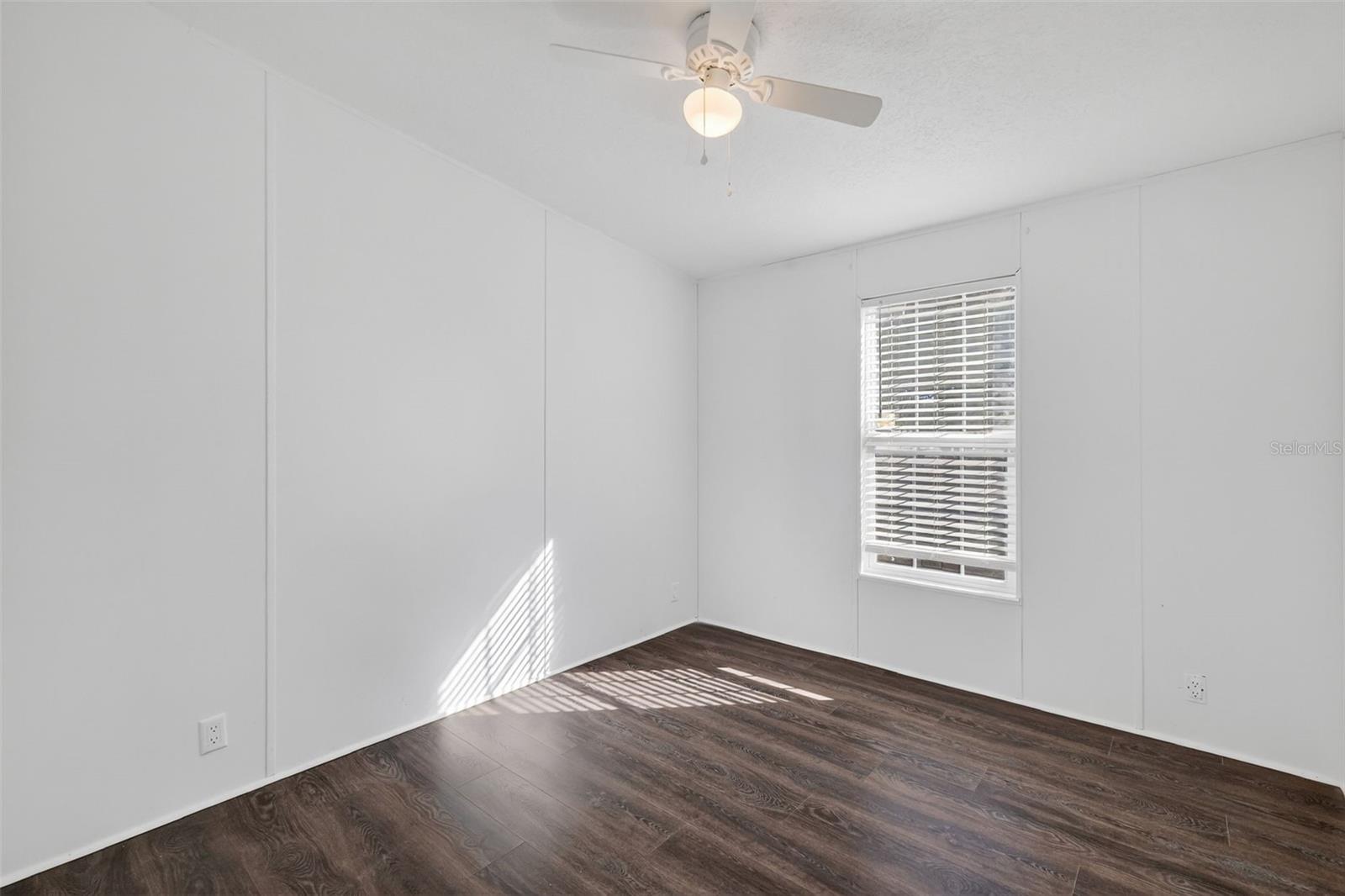 Image 17 of 23 For 269 Lime Street