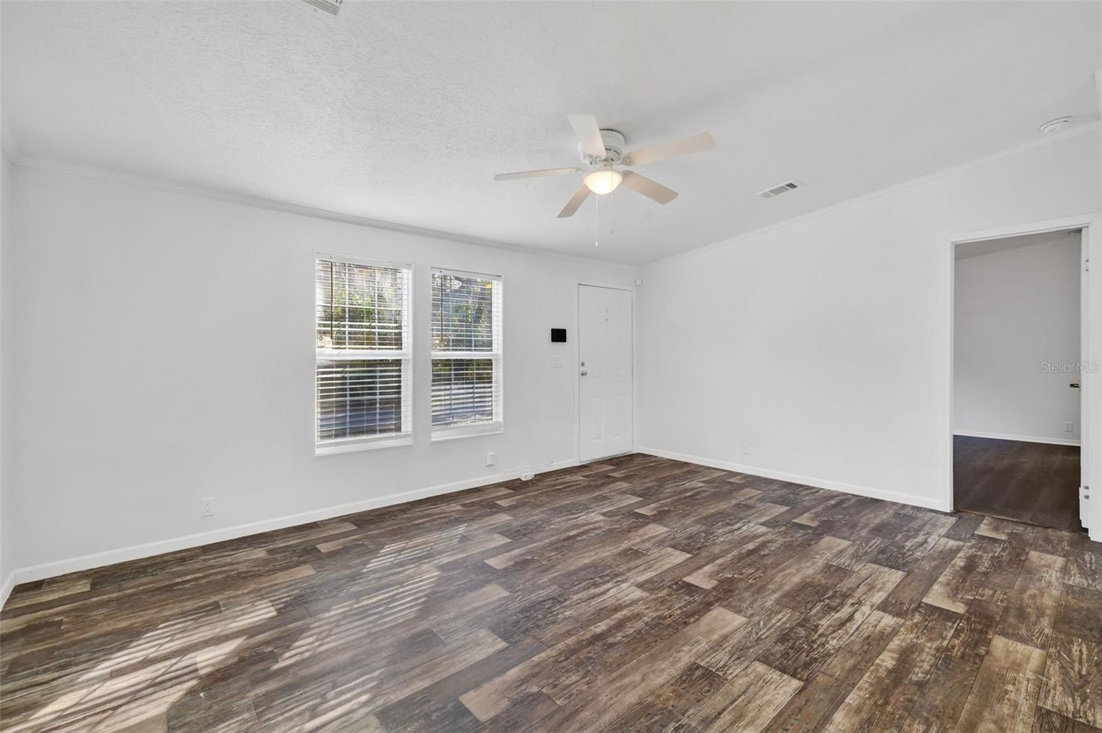 Image 5 of 23 For 269 Lime Street