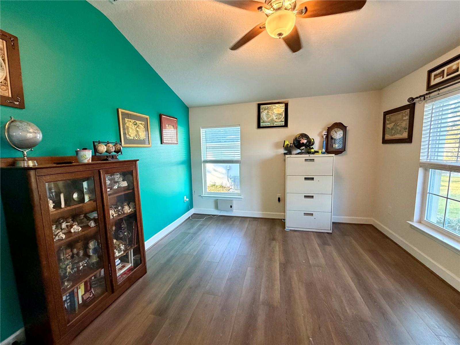 Image 10 of 38 For 2225 Angel Fish Loop