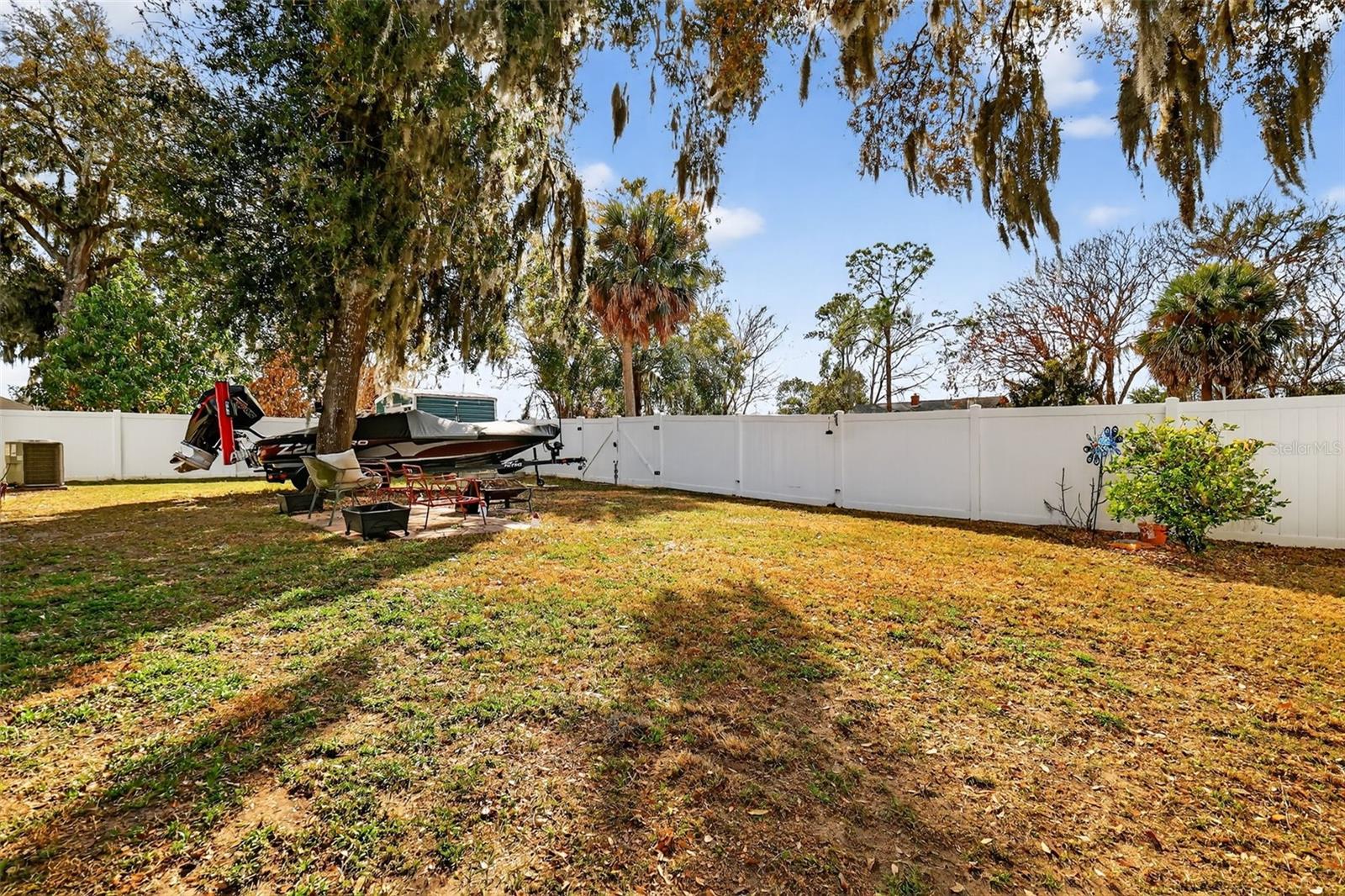 Image 34 of 38 For 2225 Angel Fish Loop