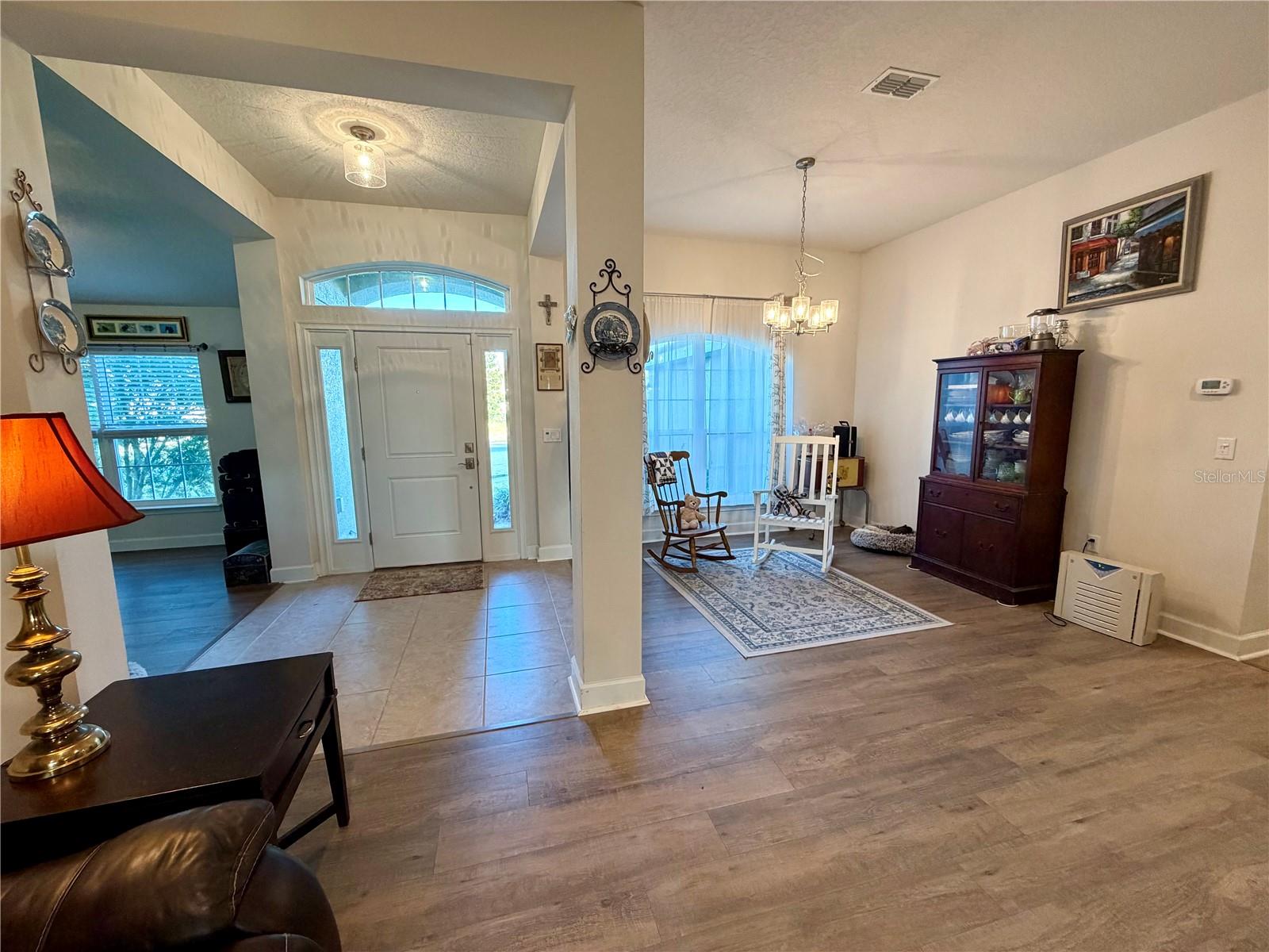 Image 8 of 38 For 2225 Angel Fish Loop