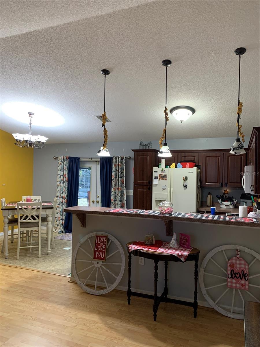 Image 2 of 8 For 1221 Emerson Street