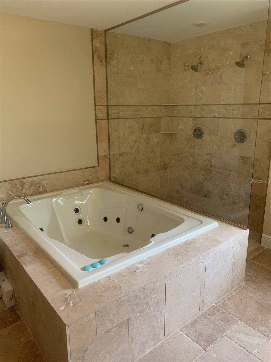 Image 11 of 14 For 9336 Se 152nd Place