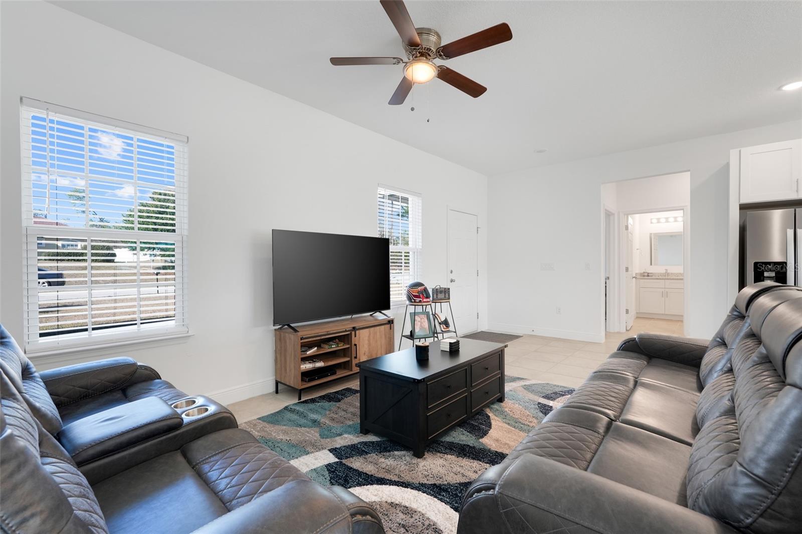 Image 13 of 29 For 15475 23rd Avenue Road