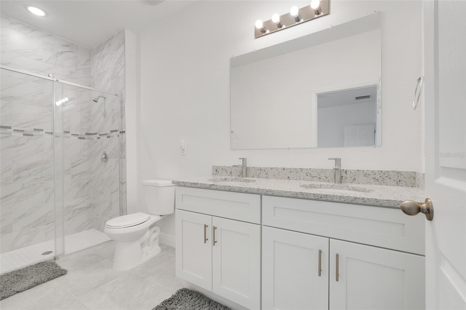 Image 17 of 29 For 15475 23rd Avenue Road