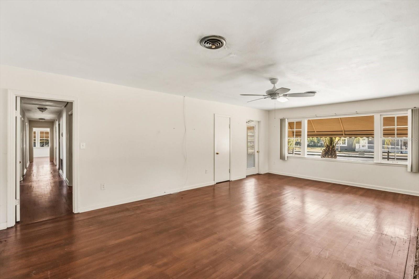 Image 13 of 59 For 703 & 705 Cleveland Avenue