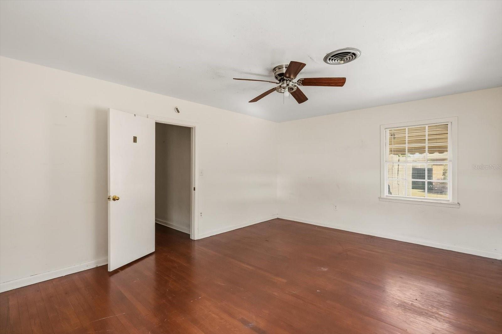 Image 27 of 59 For 703 & 705 Cleveland Avenue