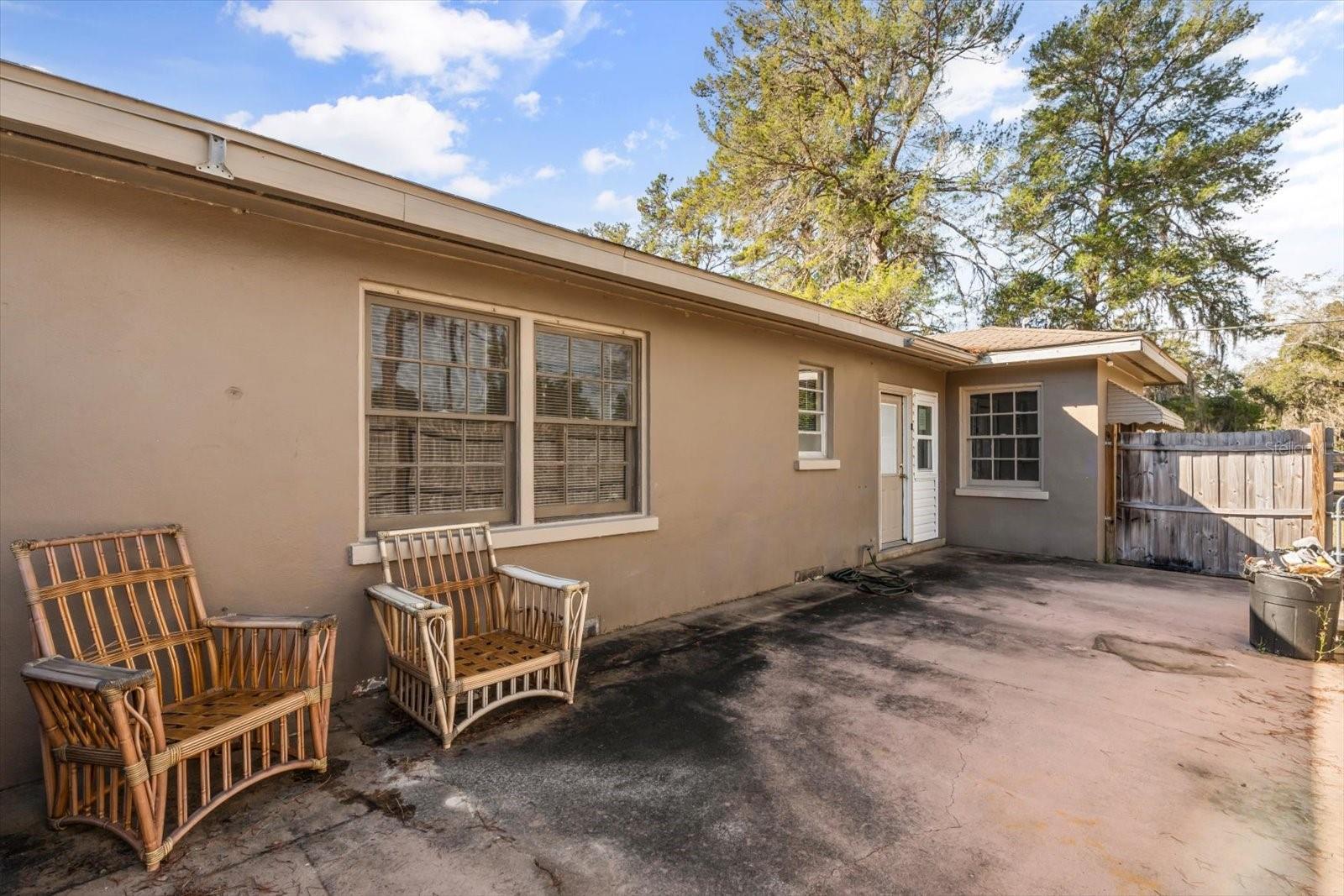 Image 29 of 59 For 703 & 705 Cleveland Avenue