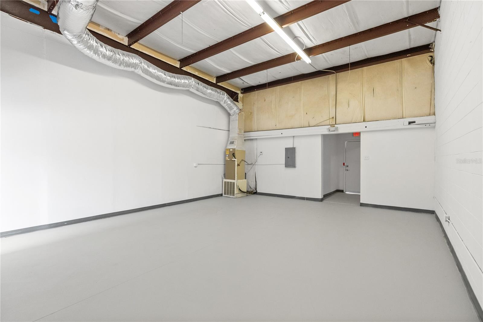 Image 12 of 32 For 2120 Ridgewood Avenue 7a