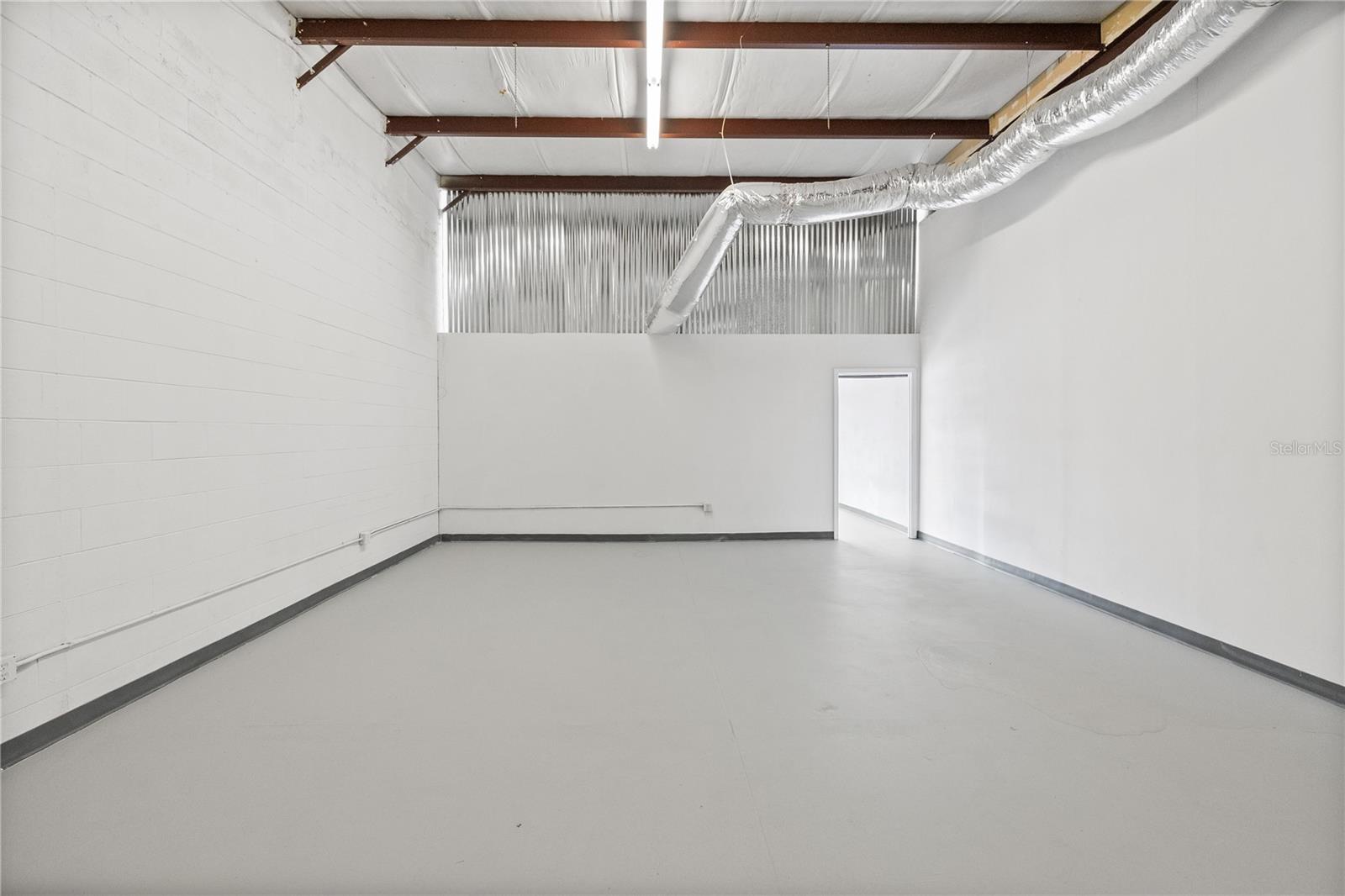 Image 14 of 32 For 2120 Ridgewood Avenue 7a