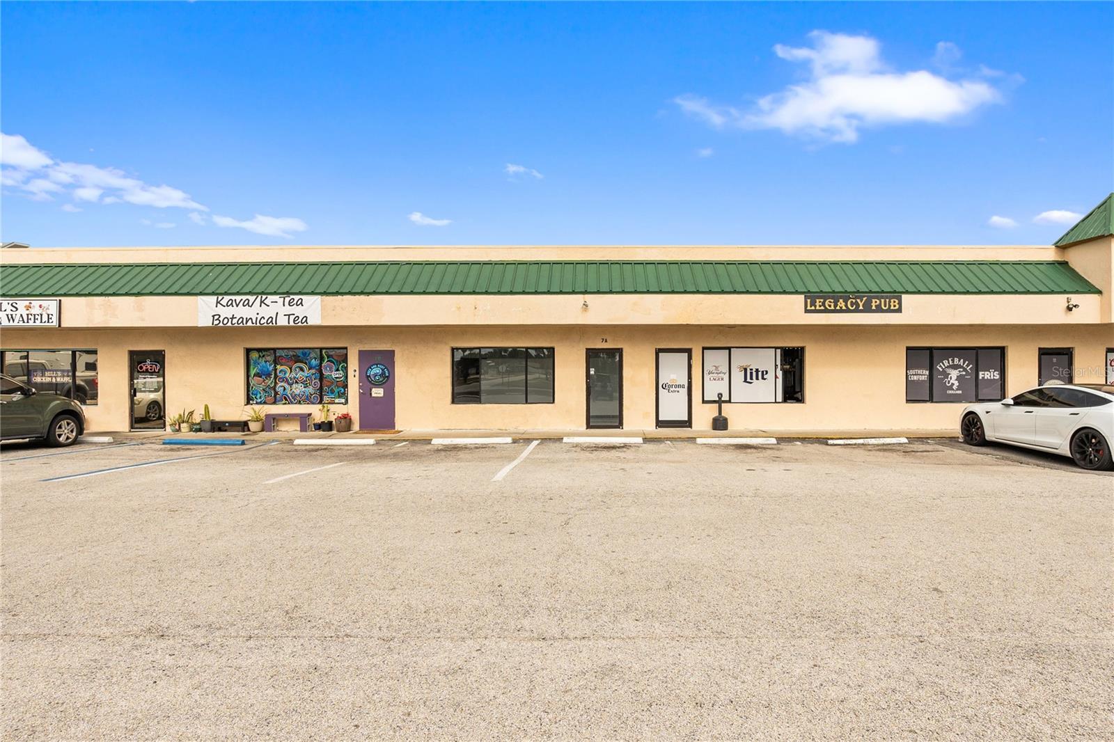 Image 30 of 32 For 2120 Ridgewood Avenue 7a