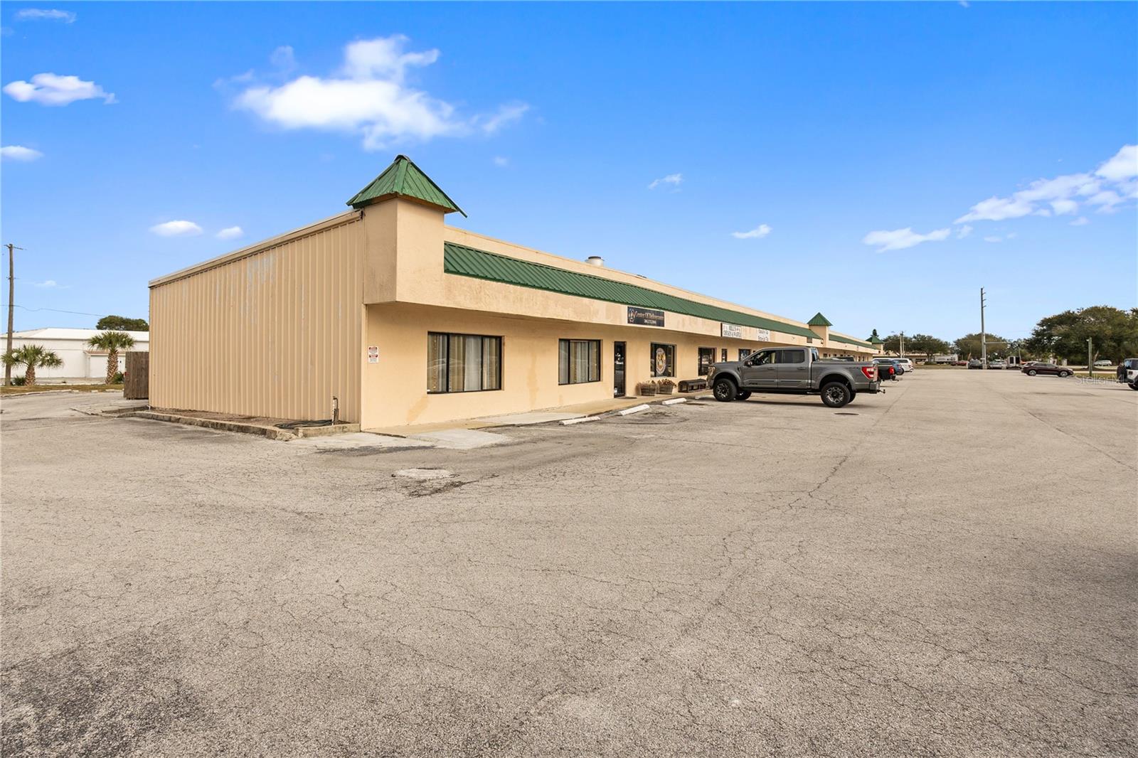 Image 31 of 32 For 2120 Ridgewood Avenue 7a