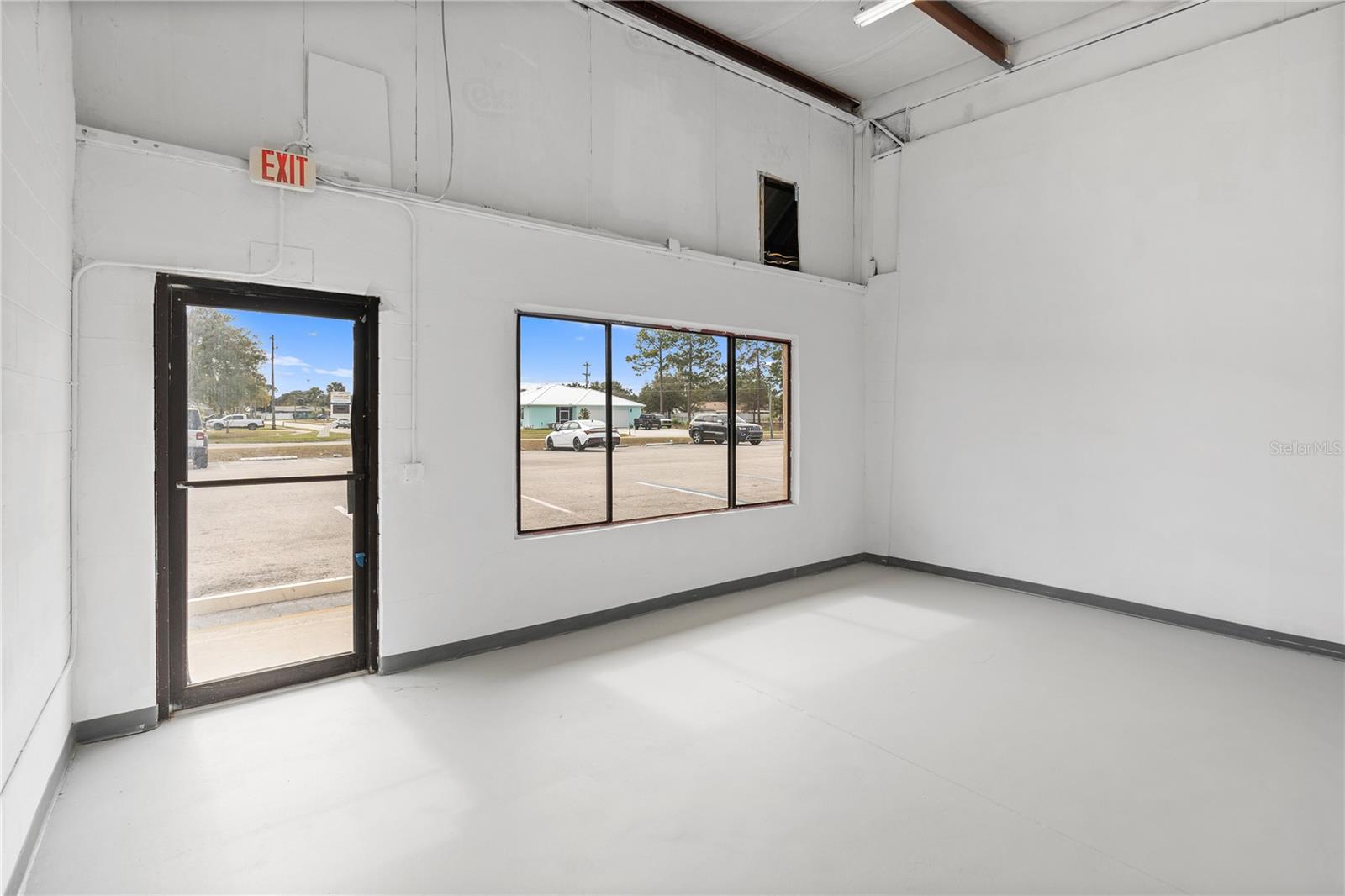 Image 5 of 32 For 2120 Ridgewood Avenue 7a