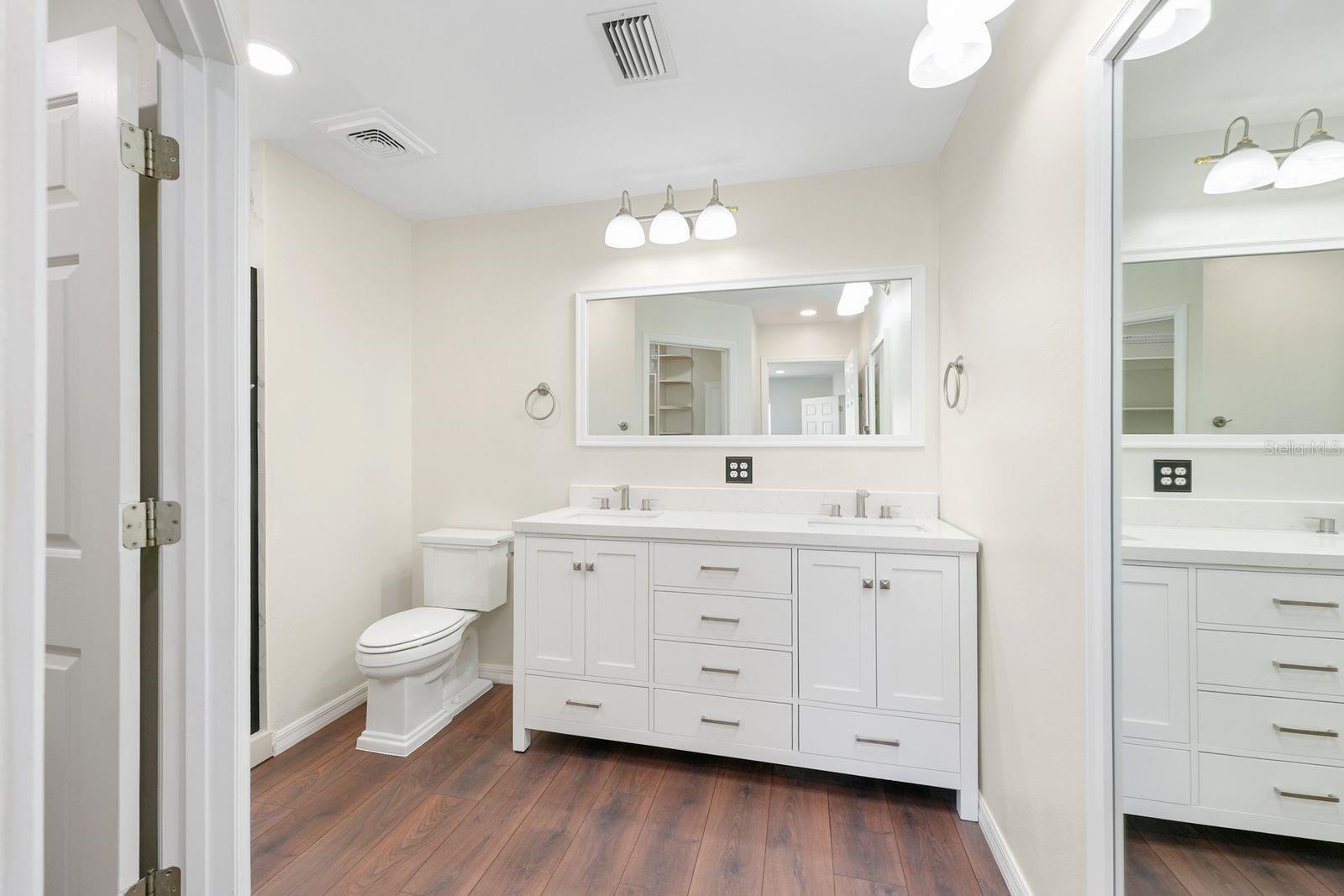 Image 11 of 37 For 1601 Chavez Court