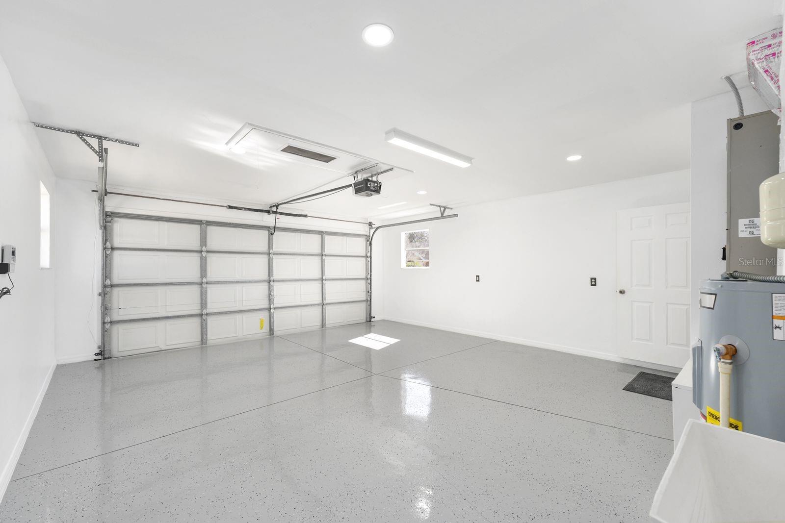 Image 33 of 37 For 1601 Chavez Court