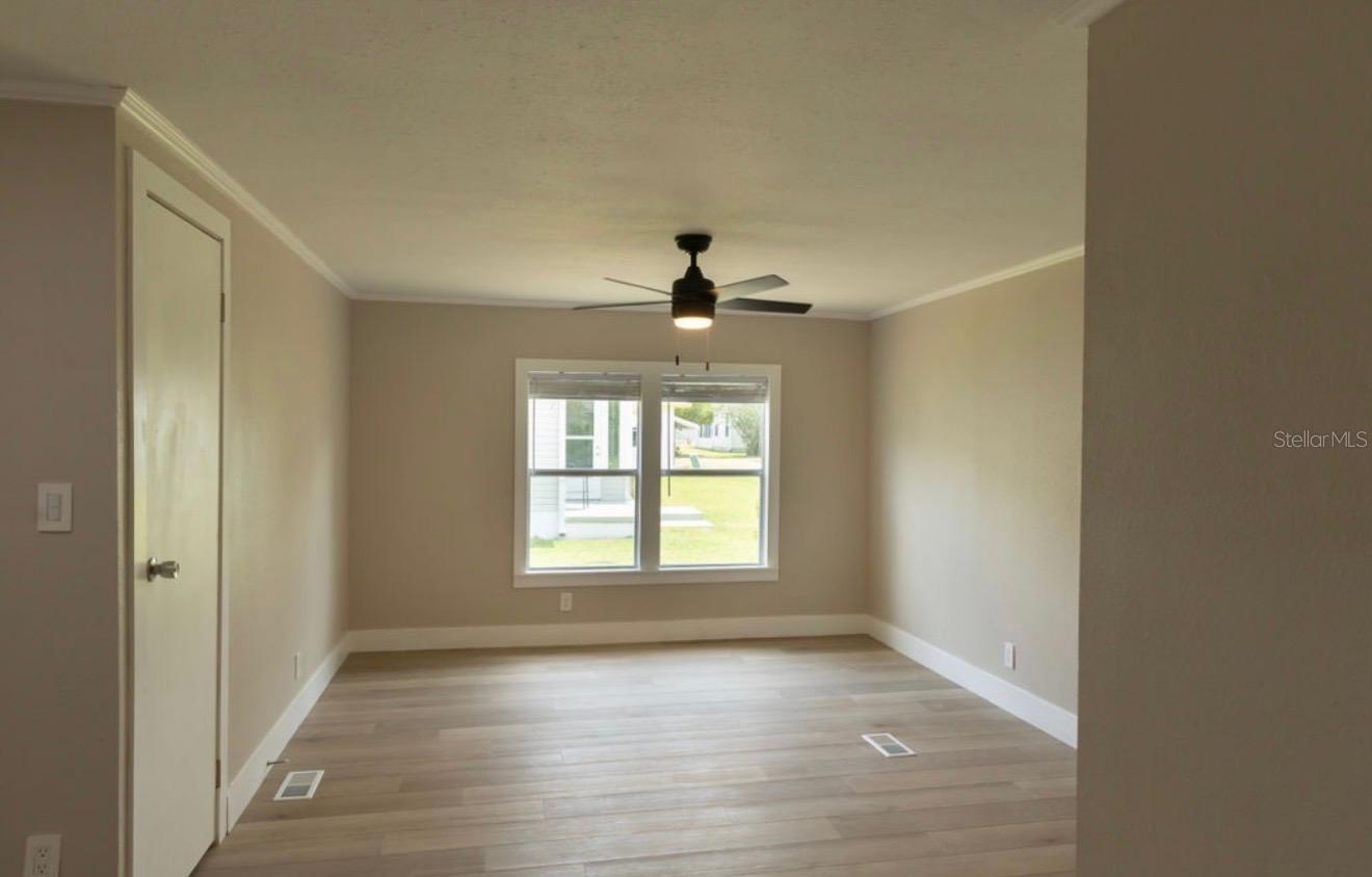 Image 11 of 28 For 1220 Dustin Drive