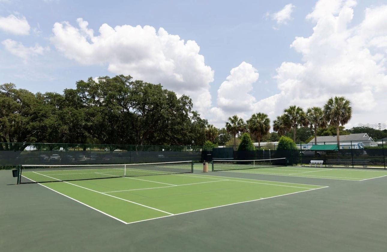 Image 22 of 28 For 1220 Dustin Drive