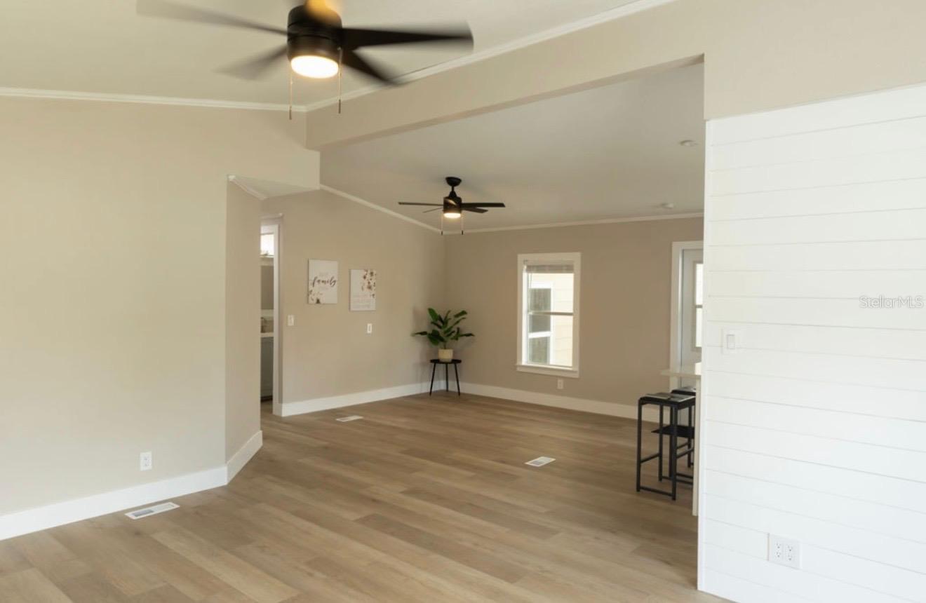 Image 7 of 28 For 1220 Dustin Drive