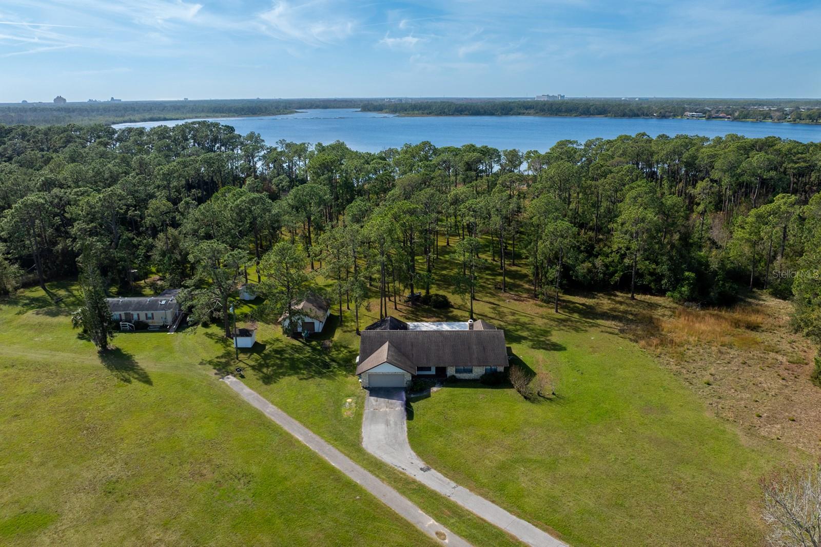 Image 8 of 12 For 8834 Winter Garden Vineland Road