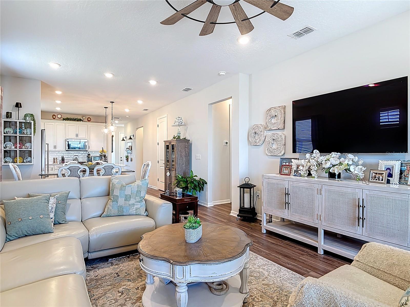 Image 33 of 59 For 2750 Purple Meadow Court